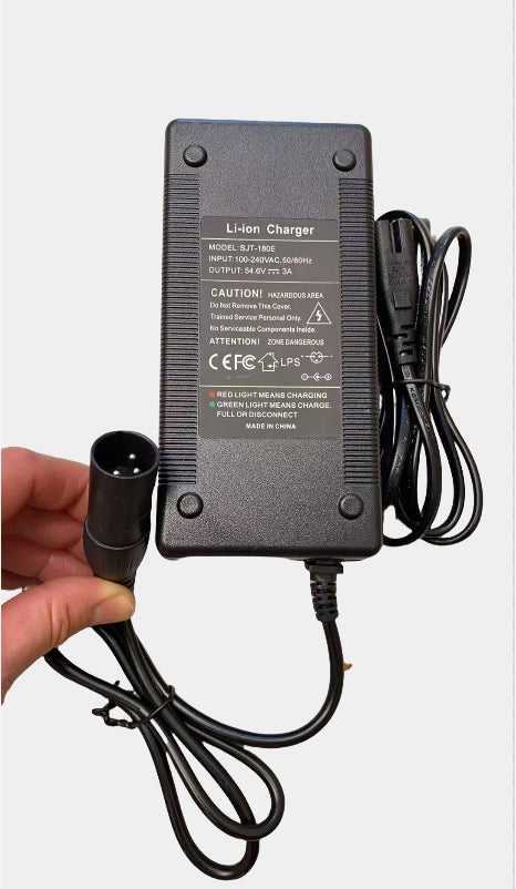 Carica batteria 54.6V 2A (connettore XLR) Compatibile per biciletta elettrica ENGWE T14 e altri