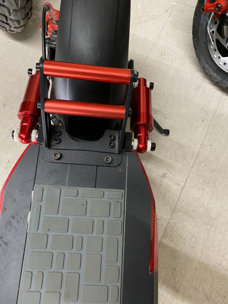 Supporto per scooter elettrico, poggiapiedi allungato in metallo Supporto per scooter elettrico, poggiapiedi allungato in metallo